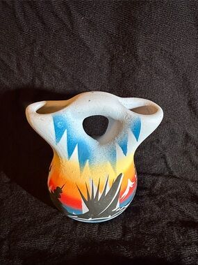 Navajo painted wedding vase has signature on bottom
